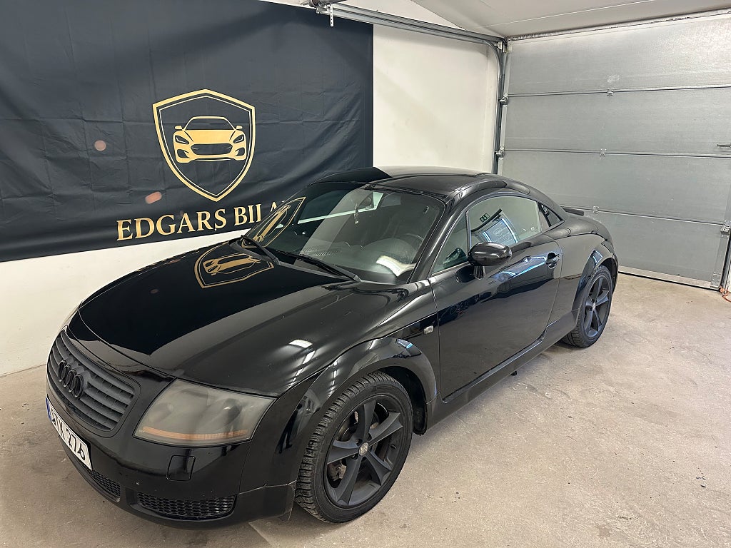 Audi TT Coupé 1.8 T Euro 4 NYBESIKTAD/NY KAMREM 