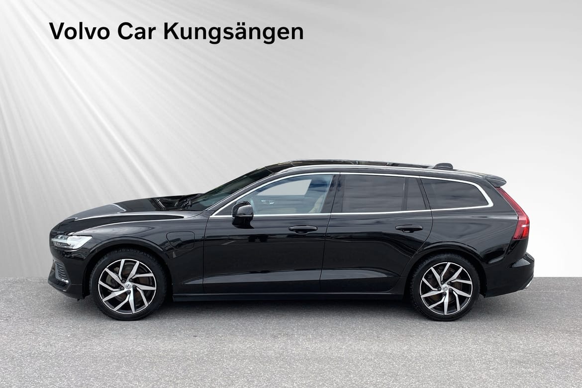 Volvo V60 T8 TE Inscription 2019, photo 3/10