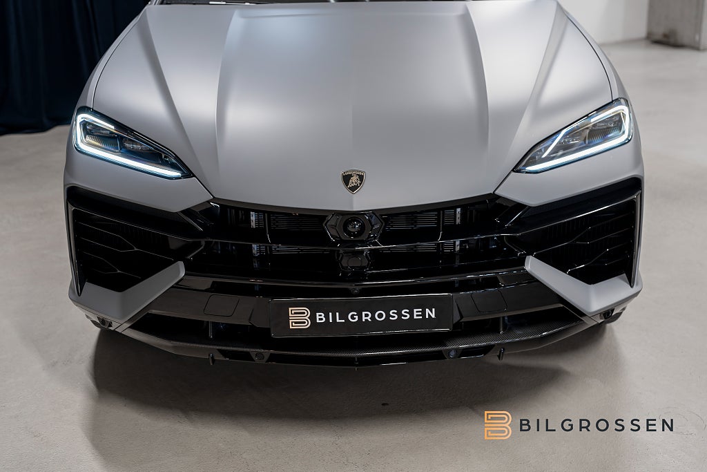 Lamborghini Urus SE Style-P Dark Big-Carbon Grigio China 23” NY