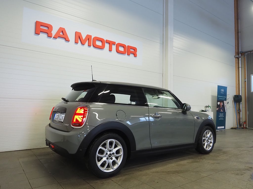 MINI Cooper 3-d DCT Automat 136hk | Pepper | Mini Visual Boost 2019