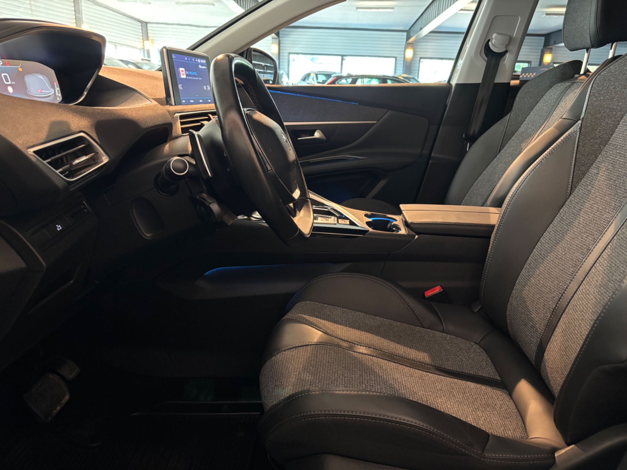 Peugeot 3008 2017, bild 6/10