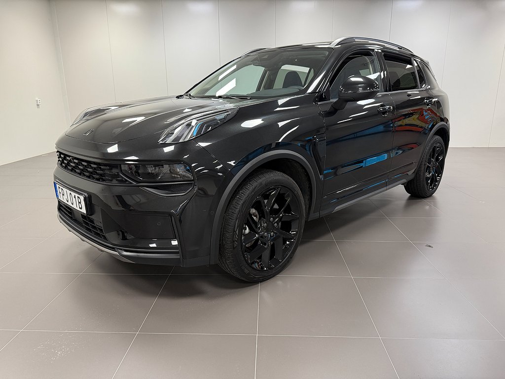 Lynk & Co 01 PHEV /BLACK EDITION /DRAG/6.6 SNABBLADD/V-HJUL