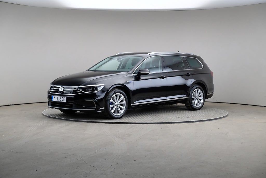 Volkswagen Passat GTE 218hk Executive Drag Värmare