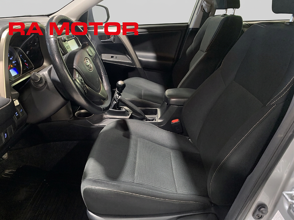 Toyota RAV4 2.2 D-4D AWD 150hk Edition Feel Drag Kamera M-Värm 2015