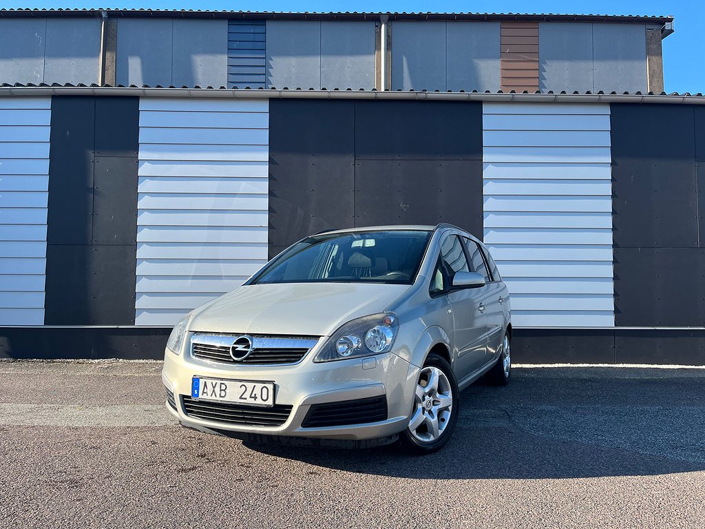 Opel Zafira 1.8 Euro 4|7 sits|nyservad 