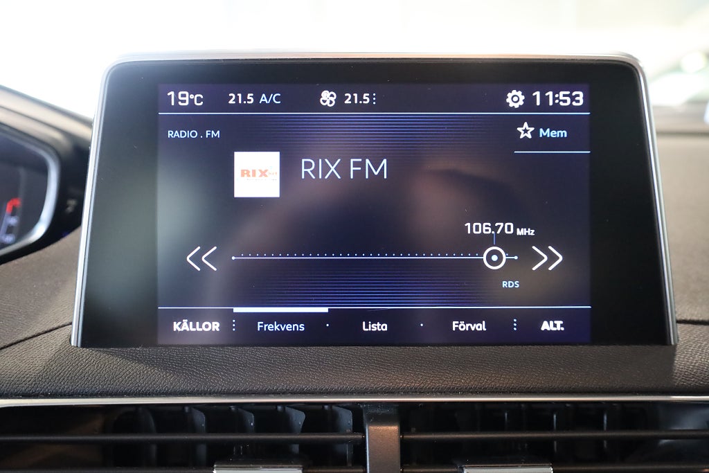 Peugeot 3008 1.6 BlueHDi 120 Aut MirrorLink PDC