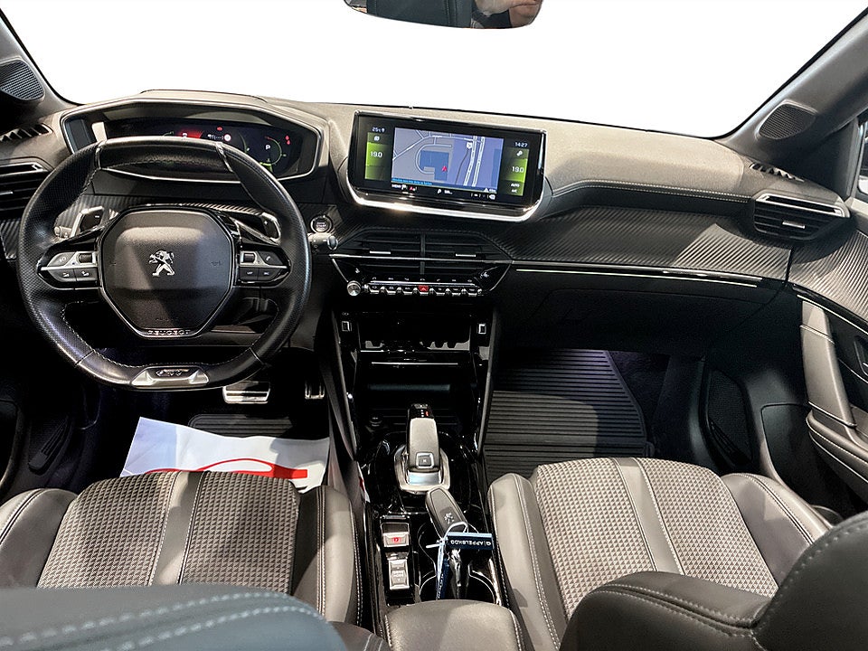 Bild på Peugeot 208 GT-Line 1.2 PT 130hk Aut PANO B-KAMERA