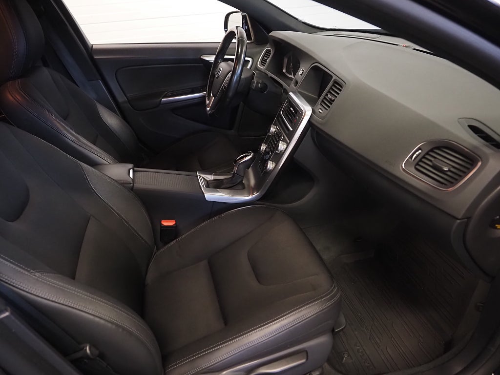 Volvo S60 Cross Country D4 AWD 190hk Classic Momentum |Drag| 2018