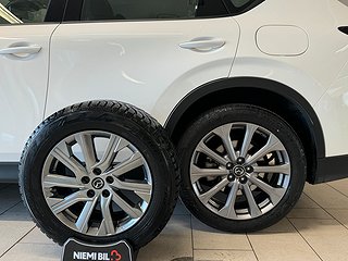 Mazda CX-60 PLUG-IN 327hk AWD/MOMS/M-värmare/Kamera/Navi/S&V