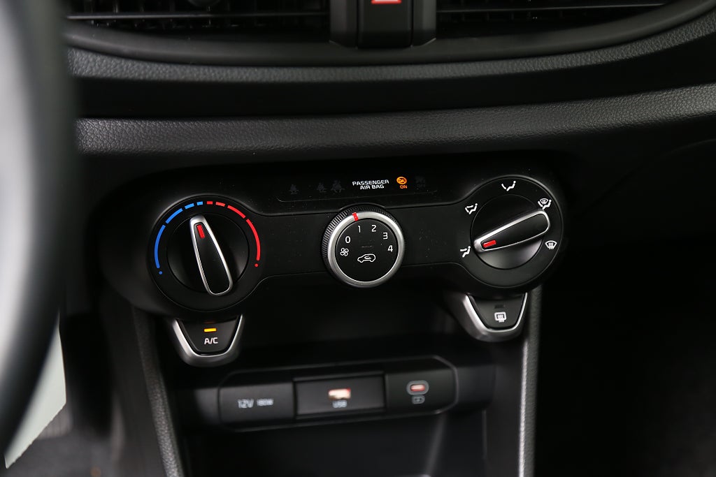 Kia Picanto 1,0 GDI 68hk Action Automat Navi Kamera P-sensorer 2026