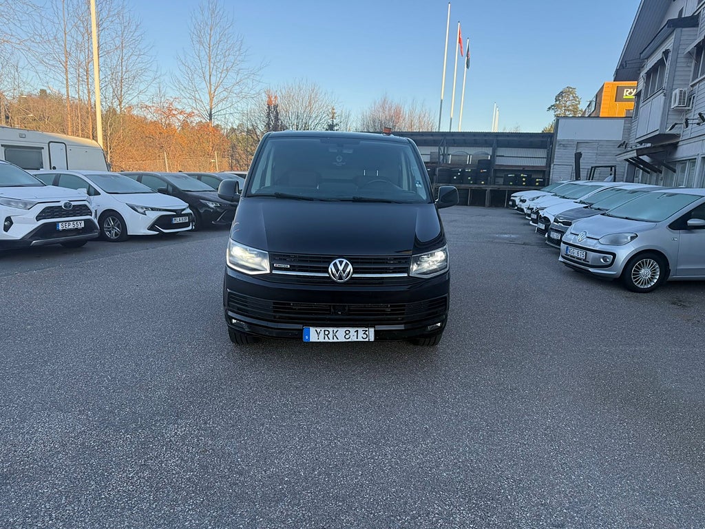 Volkswagen Transporter T6 2.0 TDI 4Motion- DRAG KAM NAVI M-VÄRMA- NY Kamrem