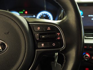 SUV Kia Niro 23 av 24
