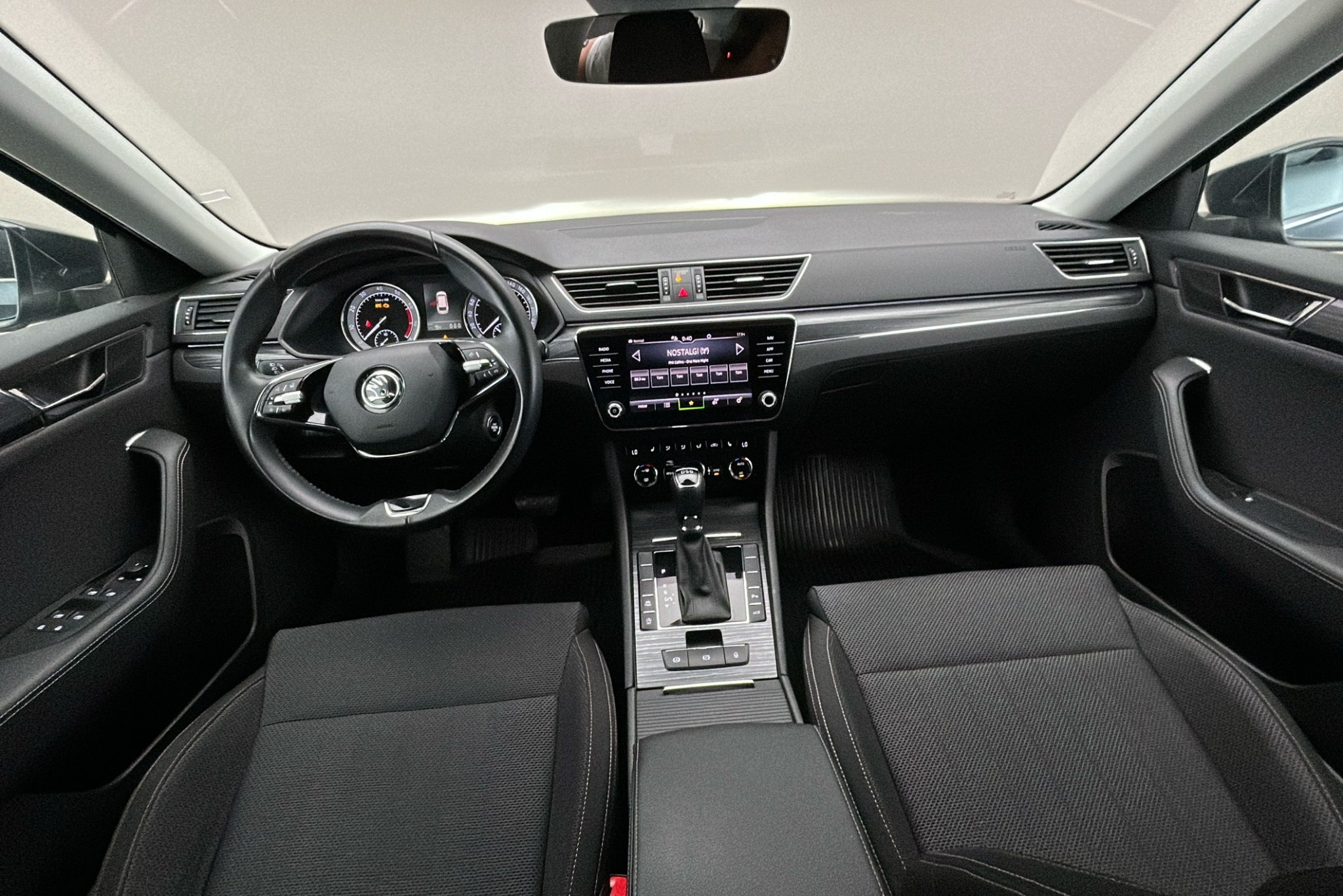 Skoda Superb TSI 150hk Style Bsn Edt DSG 2021, bild 3/10