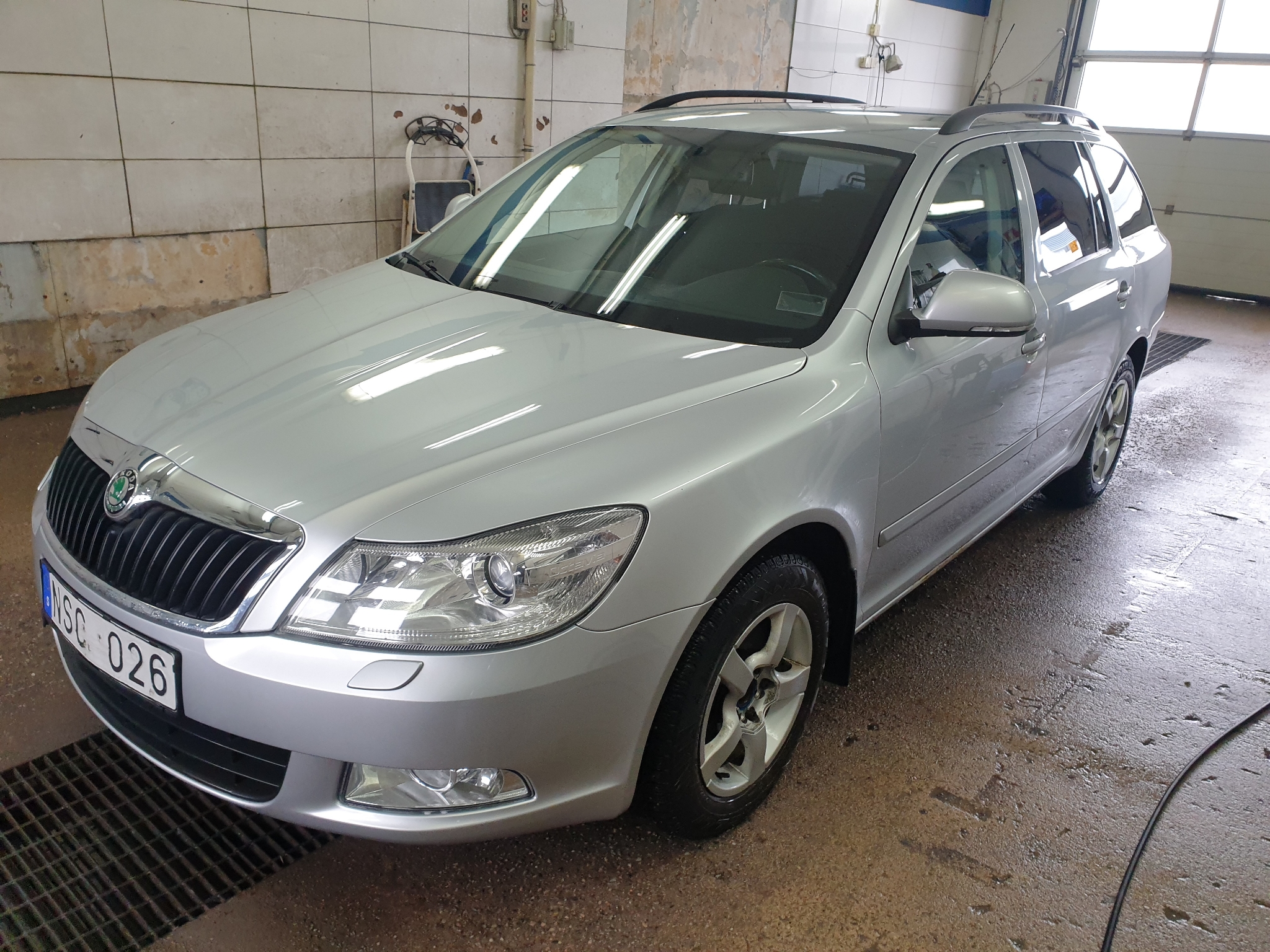 Skoda Octavia Kombi 1.8 TSI 160hk 2010, bild 3/41