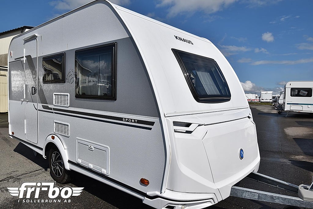 Knaus 400 LK Sport, Barnkammare