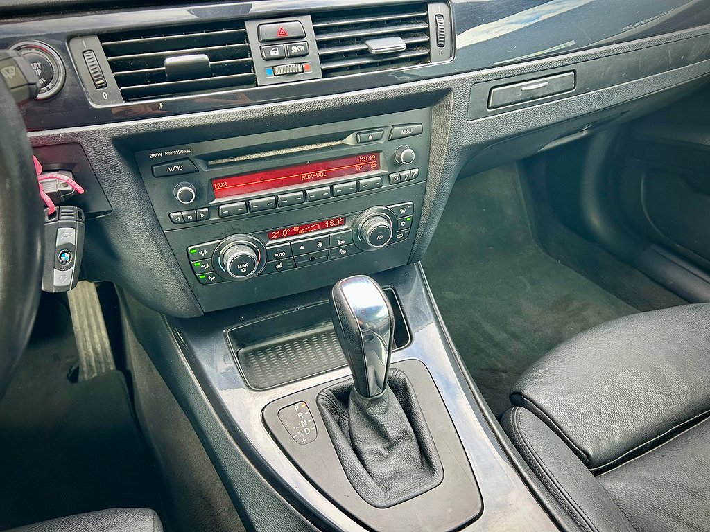 BMW 320d Convertible Automatic, 184hp, 2012