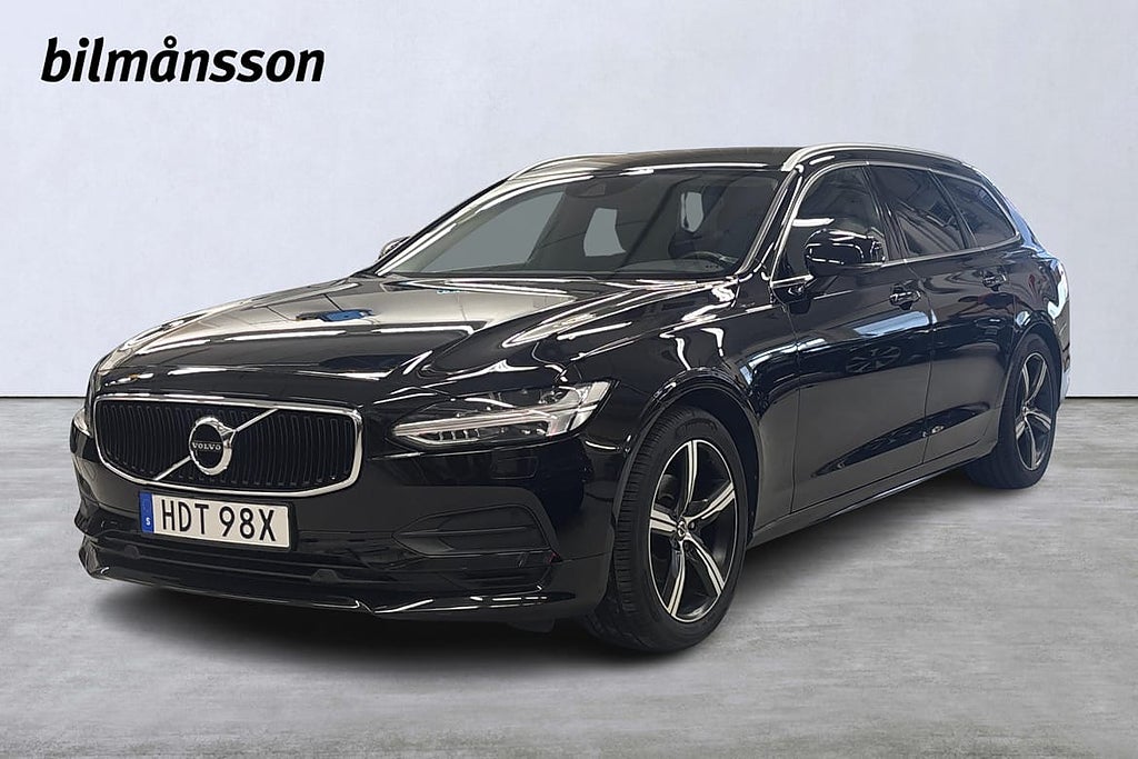Volvo V90 T4 Momentum Edition