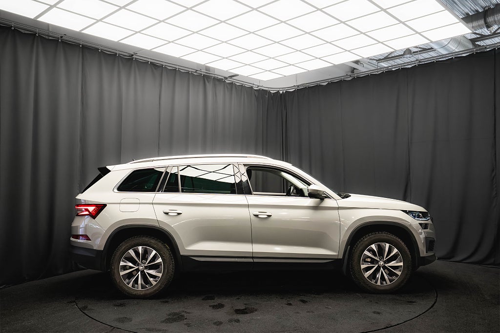 Skoda Kodiaq TDI 4x4 STYLE BUSINESS LÄDER D-VÄRM DRAG KAMERA MOMS