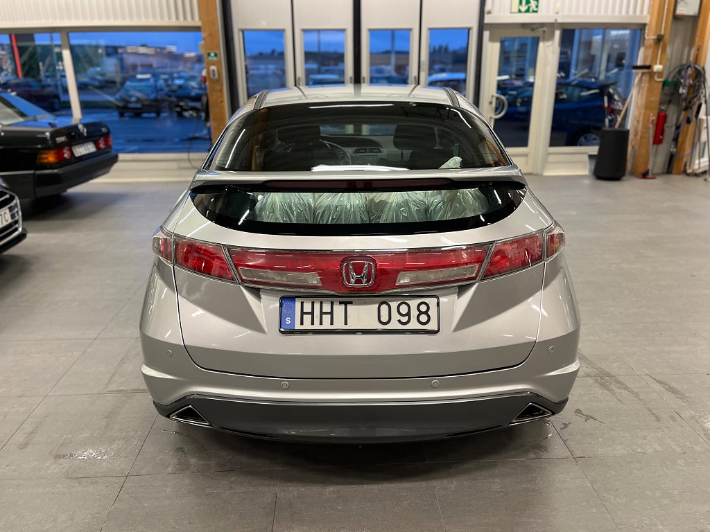 Honda Civic 5-d 1.8 i-VTEC 140hk Automat Sport / S+V / LED-ramp thumbnail