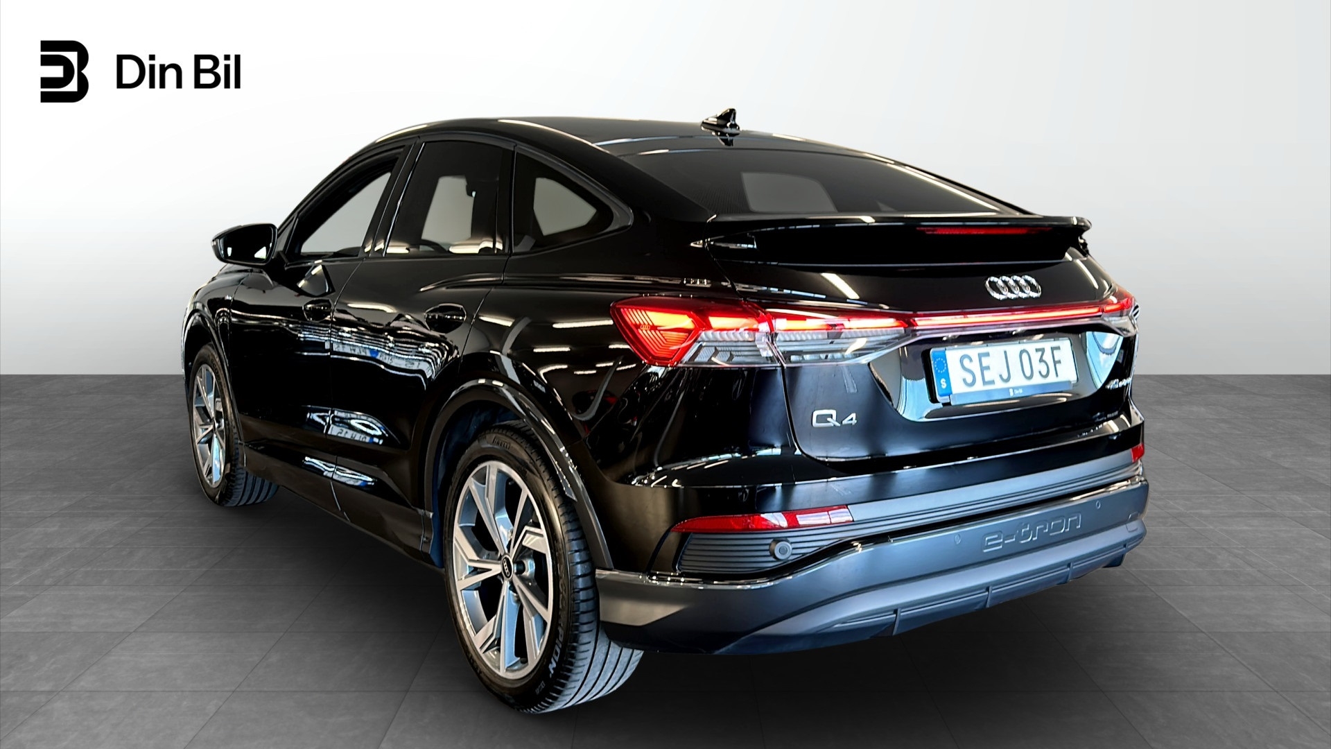 Audi Q4 e-tron SPORTBACK 40 S-Line 2024, photo 3/57