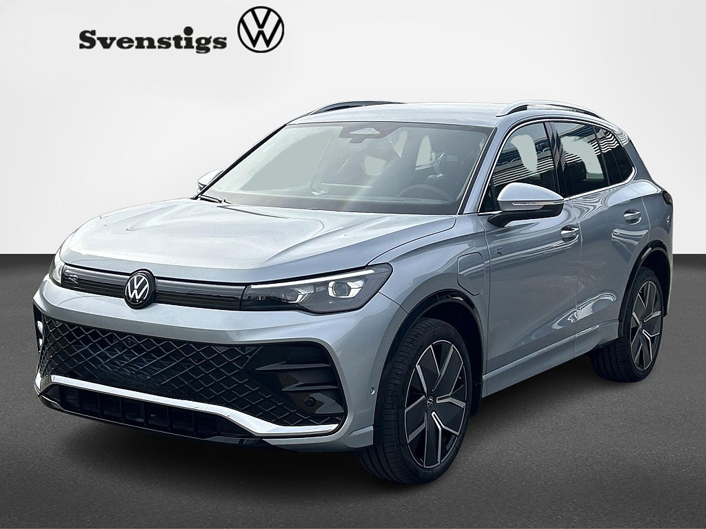 Volkswagen Tiguan R-Line SWE eHybrid 272hk Privatleasing Kampanj 3495:-