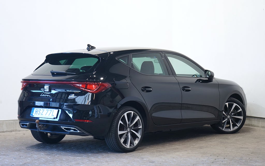 Seat Leon León e-Hybrid FR Carplay B-kamera Dragkrok 204hk