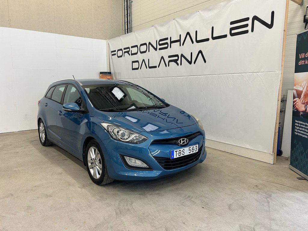 Hyundai i30 Kombi 1.6 CRDi Business Dragkrok / NY SERVAD