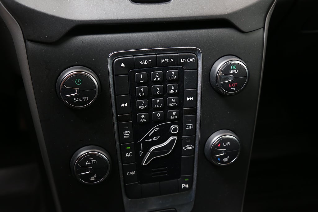 Volvo V40 T3 150hk Kinetic Kamera P-sensorer 2013