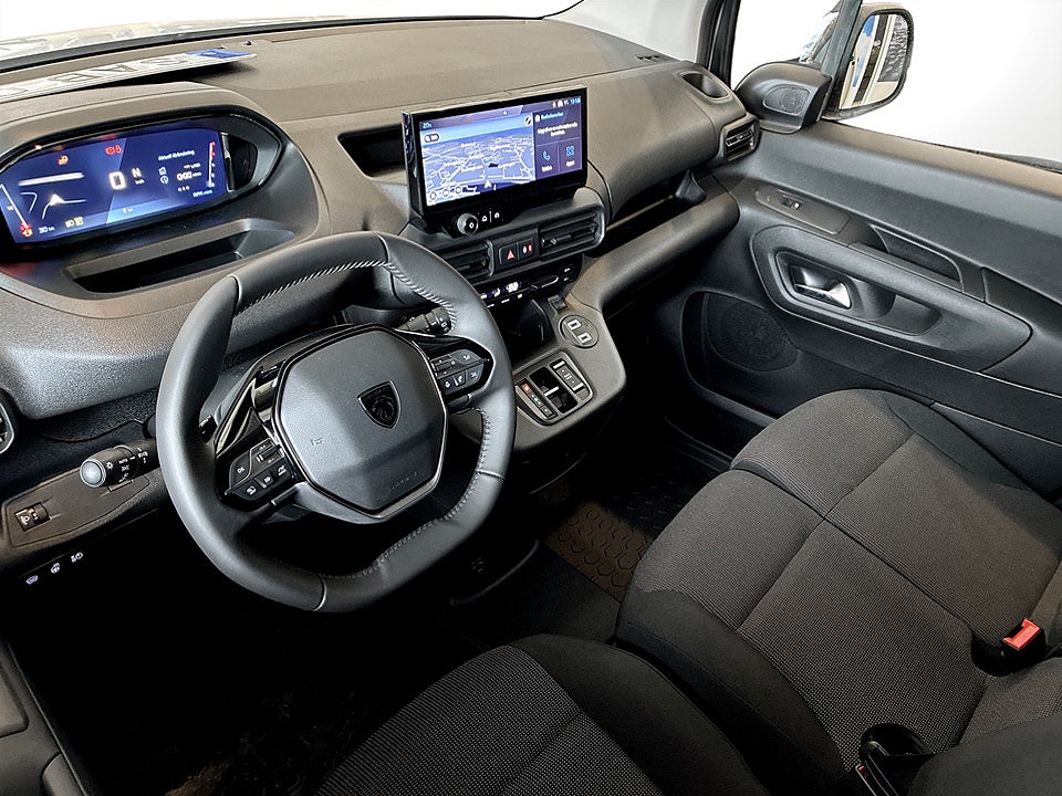 Bild på Peugeot Partner Plus 130hk Aut L2 - EDITION! SERVICE & VINTERHJUL INGÅR