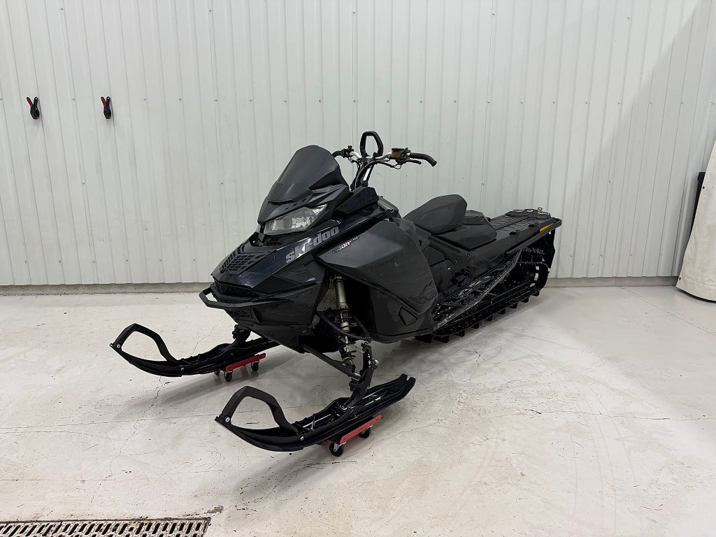 Ski-Doo Summit 600R  154"