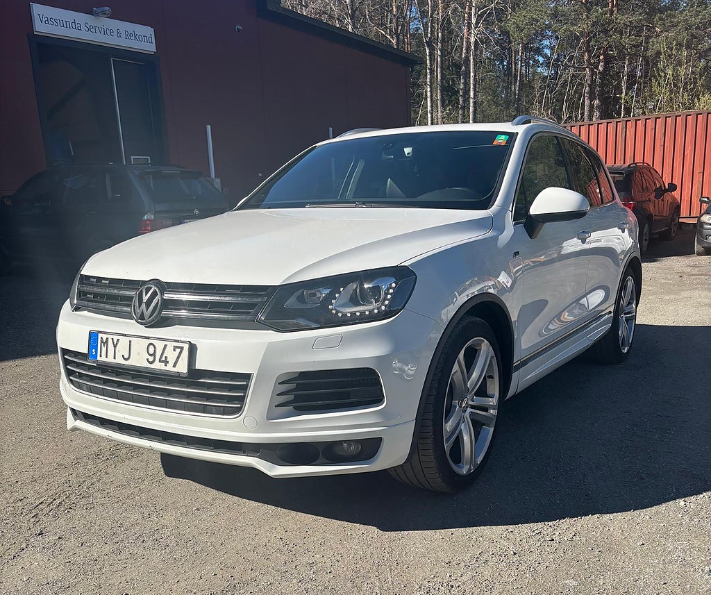 Volkswagen Touareg 3.0 V6 TDI DPF BMT 4Motion TipTronic Euro 5
