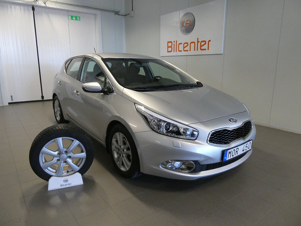 Kia Ceed cee'd 1.6 CRDi Aut-M-Värmare-Rattvärme-Bluetooth-SoV