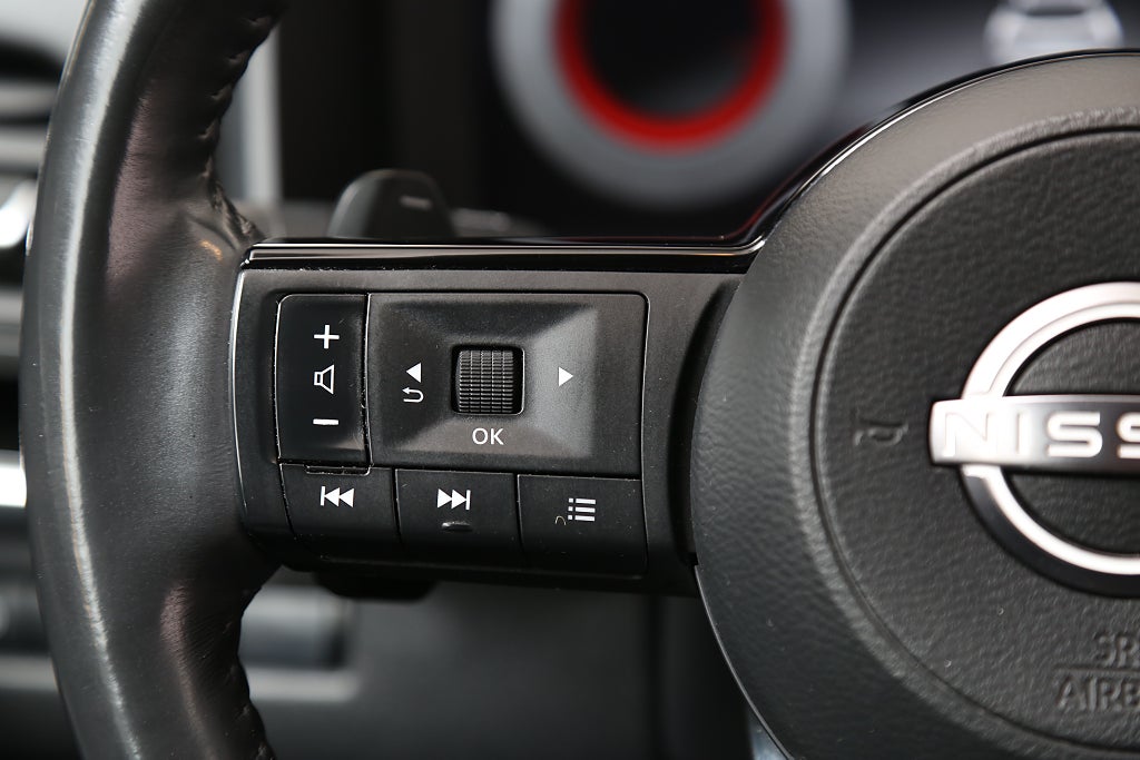 Nissan Qashqai 1,3 DIG-T 158hk N-Connecta Navi Head up 360°-kamera 2023