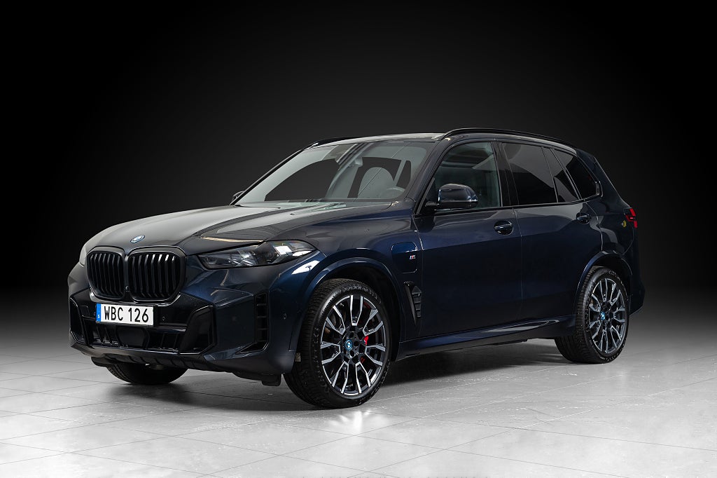BMW X5 xDrive 50e M Sport Pro, B&W, mm