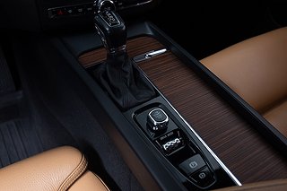 SUV Volvo XC60 16 av 22