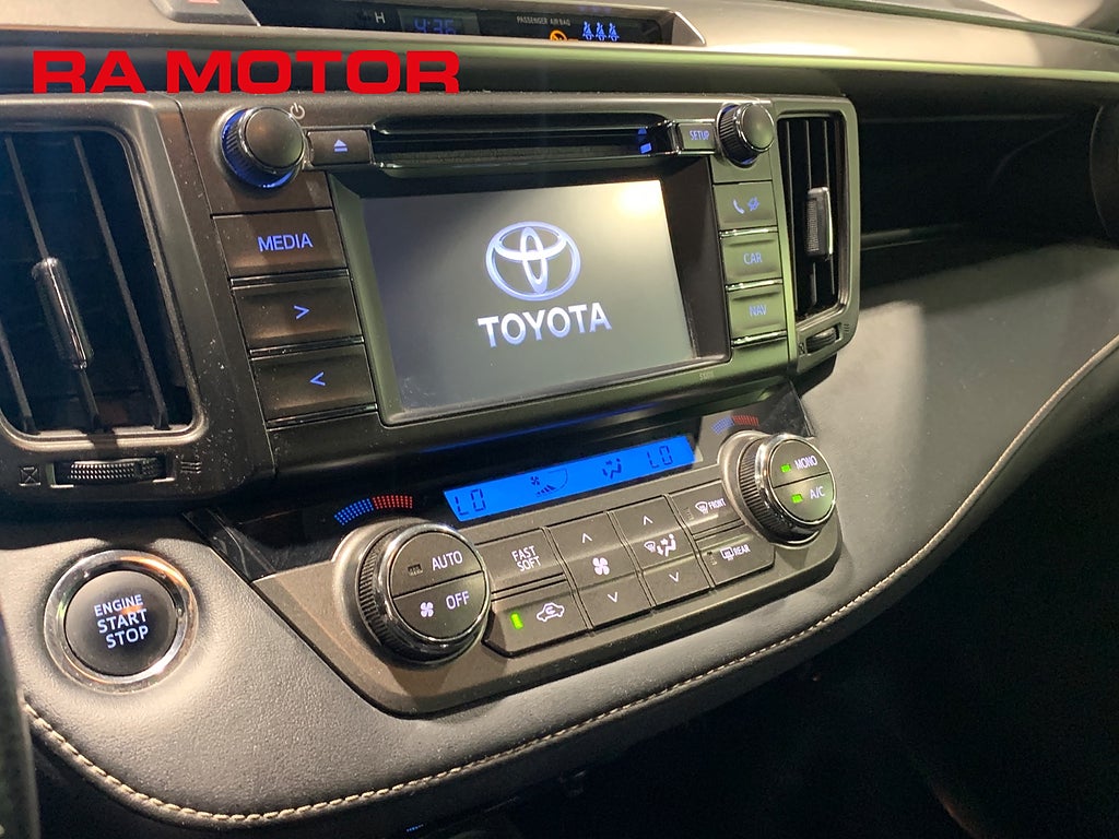 Toyota RAV4 2.2 D-4D AWD 150hk Edition Feel Drag Kamera M-Värm 2015