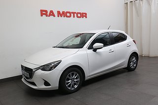Halvkombi Mazda 2 1 av 18