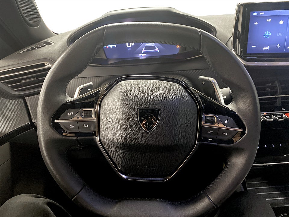 Bild på Peugeot 2008 Allure 1.2 PT 130hk Aut BACKKAMERA CARPLAY