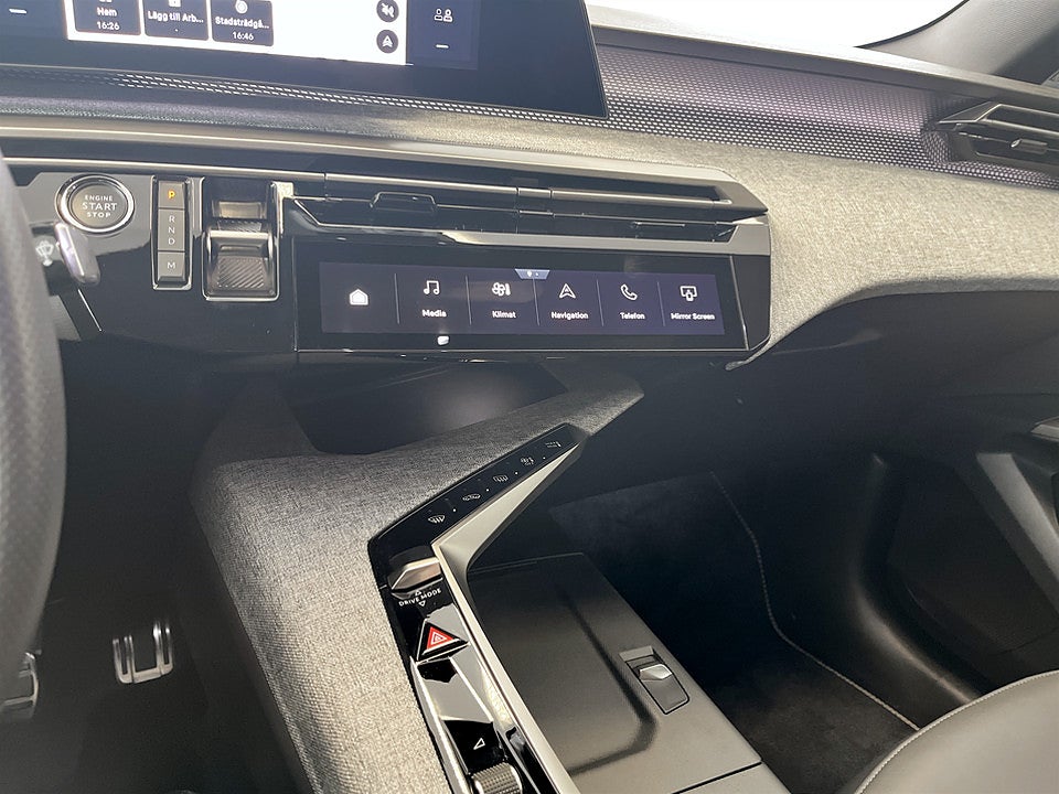 Bild på Peugeot 5008 GT Hybrid 145hk Aut 7-SITS B-KAMERA CARPLAY
