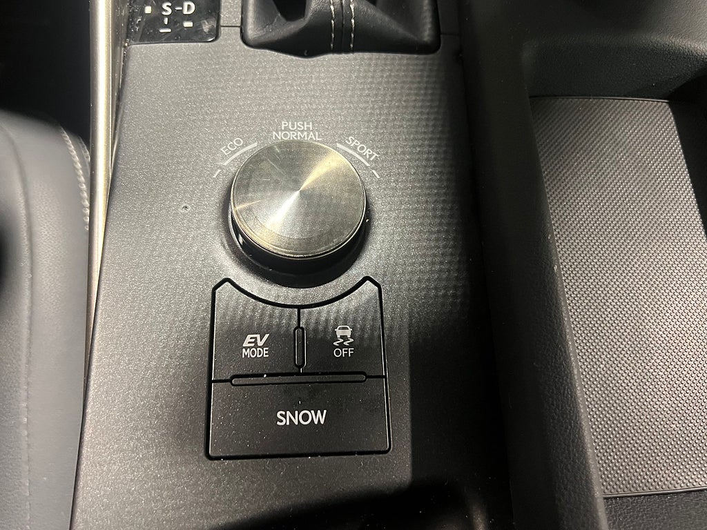 Lexus IS 300h Comfort  Hybrid 223hk | Backkamera | 2019