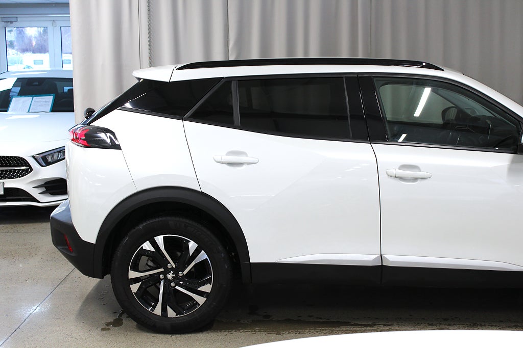 Peugeot 2008 1.2 PureTech 130 EAT, S&V-hjul, B-Kam, M&K-värm, 3,99%