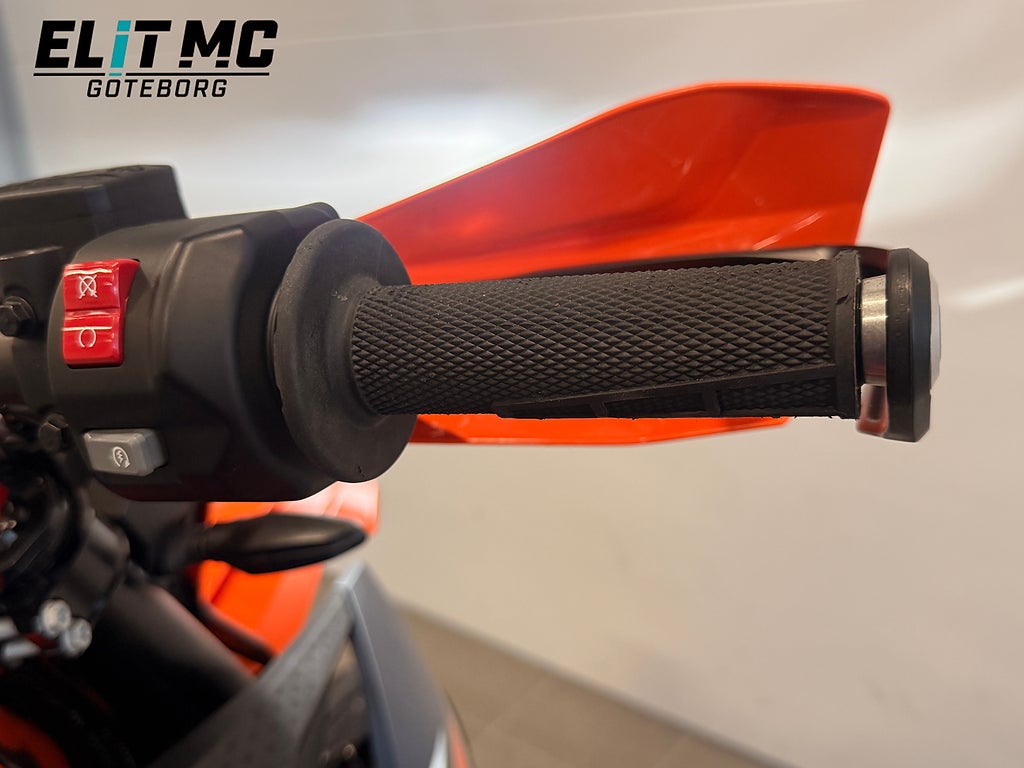 KTM | 690 SMC-R 2026 - miniatyr 22