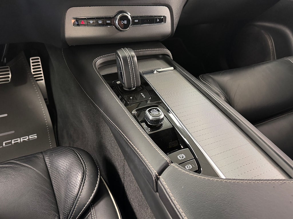 Volvo XC90 2022 - miniatyr 8