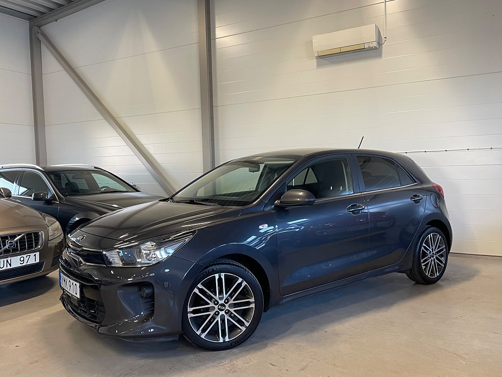 Kia Rio 1.2 CVVT GLS Motorvärmare 1-Ägare Navi CarPlay 