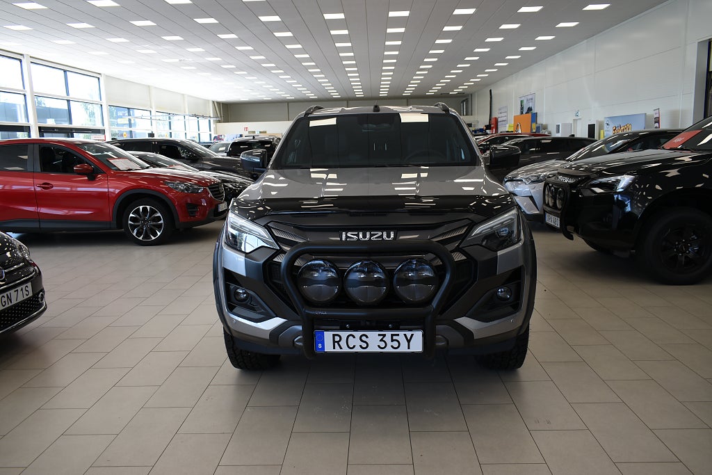 Isuzu Pickup DC XRX Automat