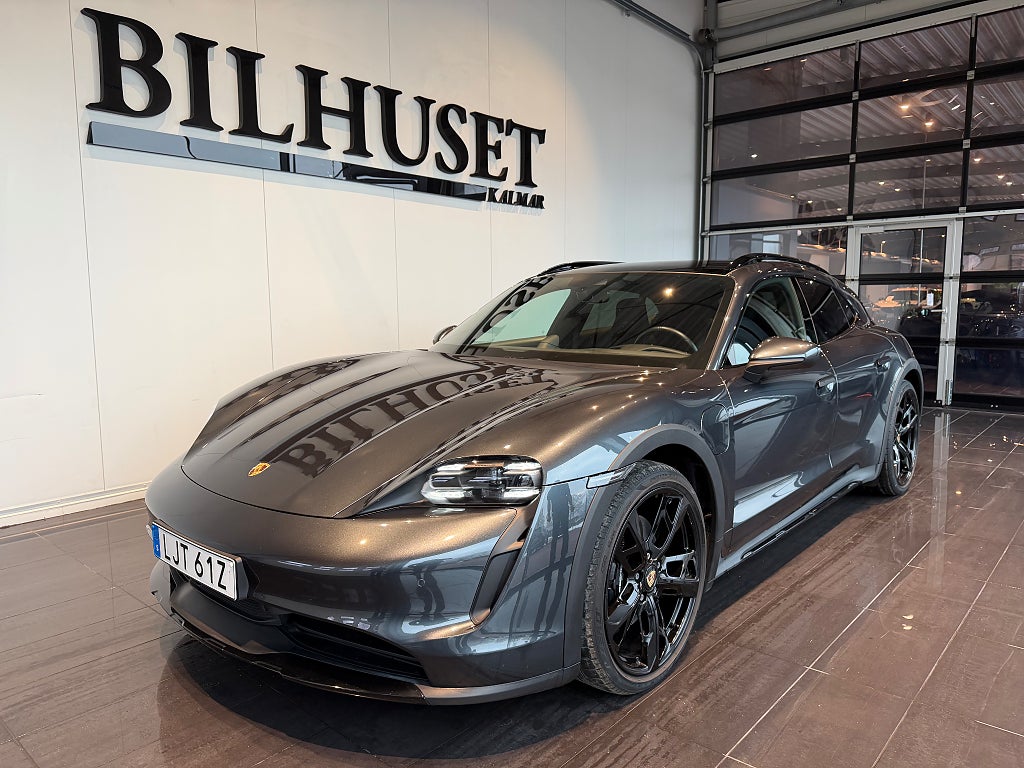 Porsche Taycan  4S Cross Turismo 571 hk | Exclusive | Panorama | Bose 