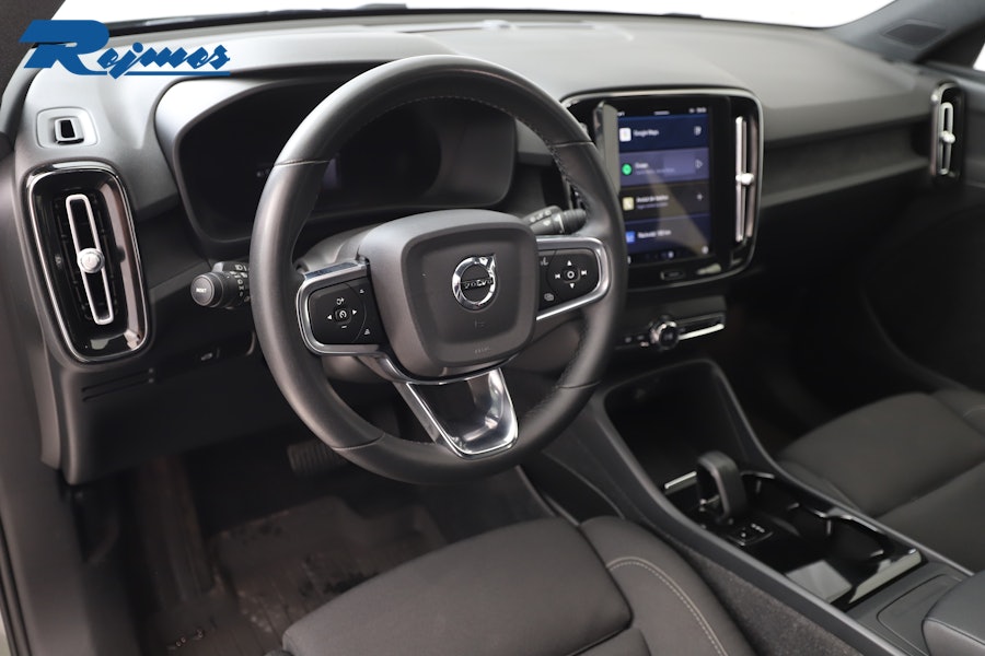 Volvo XC40 Recharge Plus Edition 2023, kuva 2/56