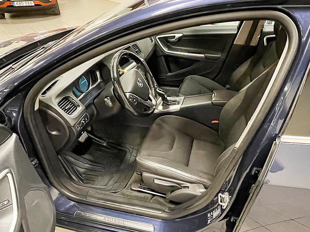 Volvo S60 T5 Momentum 245Hk Automat