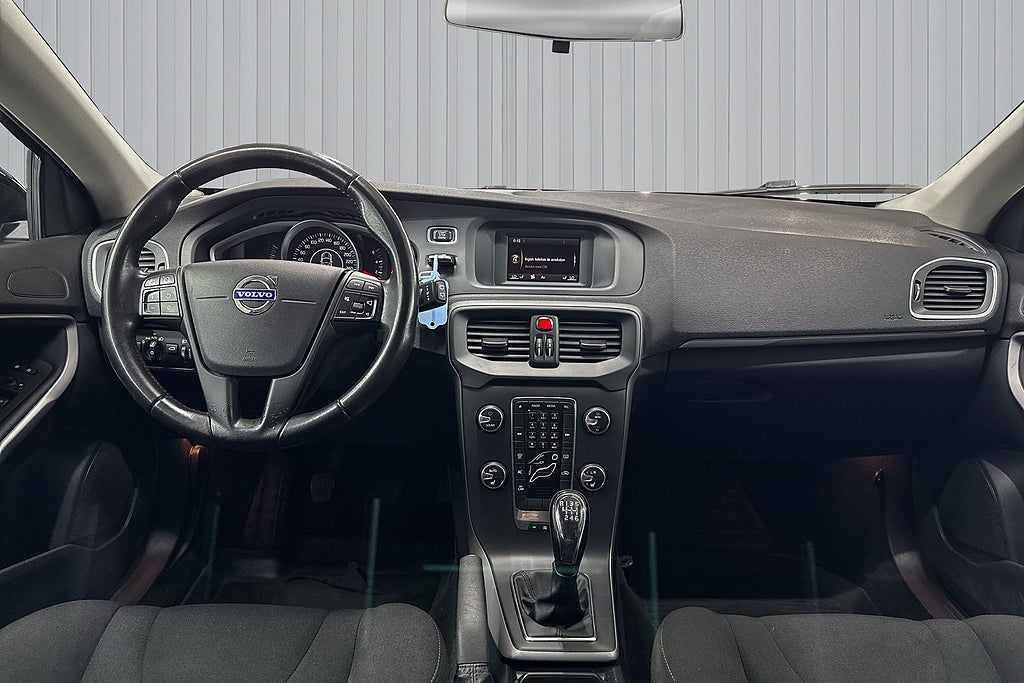 Volvo V40 2015