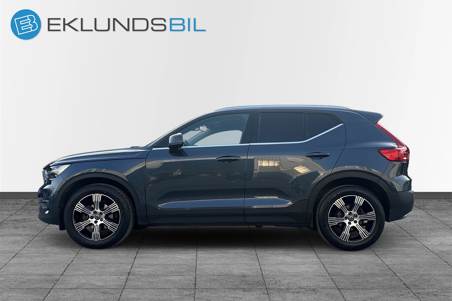 Volvo XC40 D3 Geartronic Inscription Orrefors Navi Drag 2020 - miniatyr 28